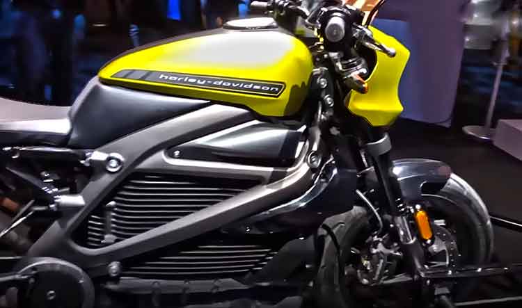 La Harley Davidson électrique "Livewire" par Panasonic 2019