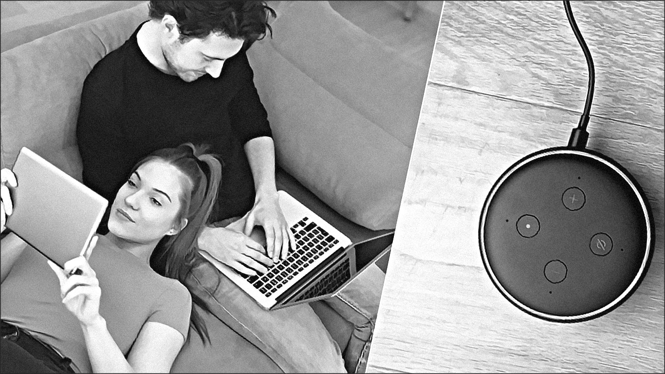 couple amoureux connecte