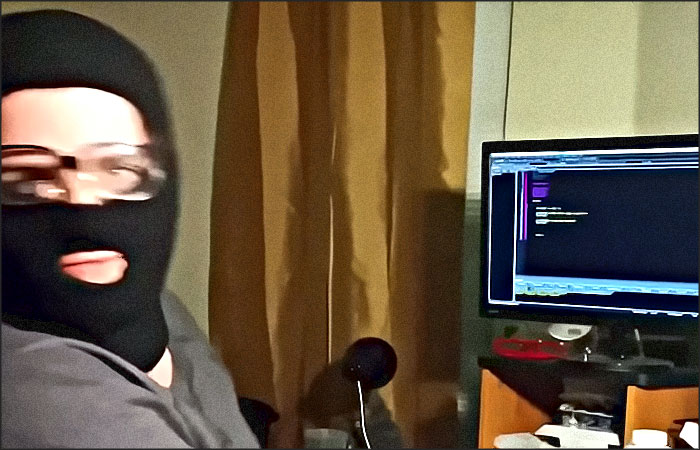 hacker cagoule