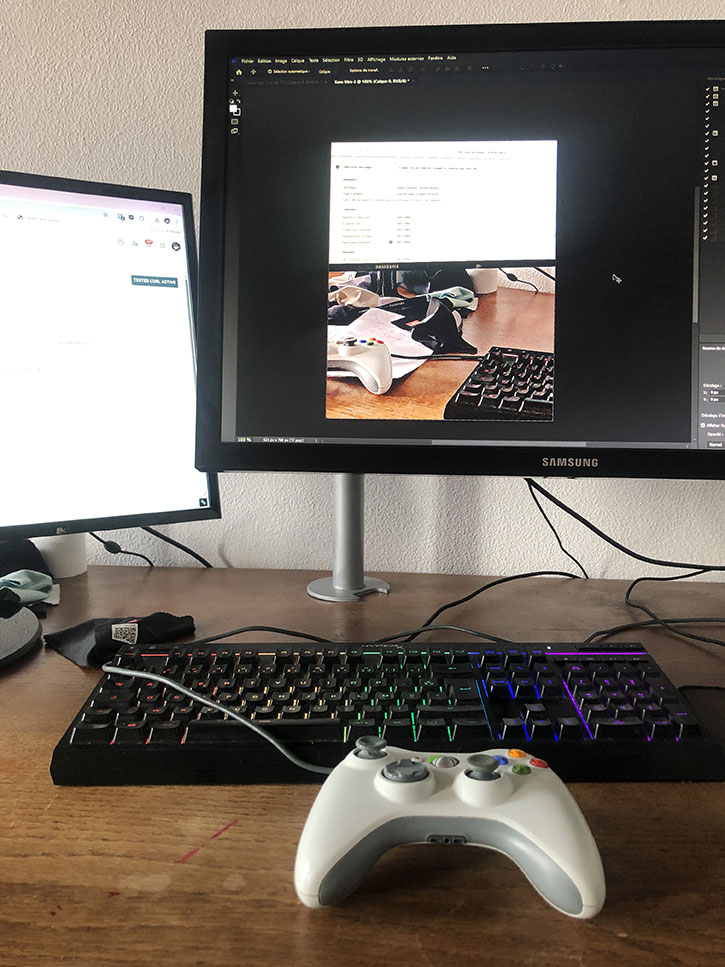 bureau de travail maison ordinateur 2