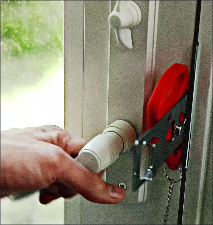 systeme manuel verrou porte