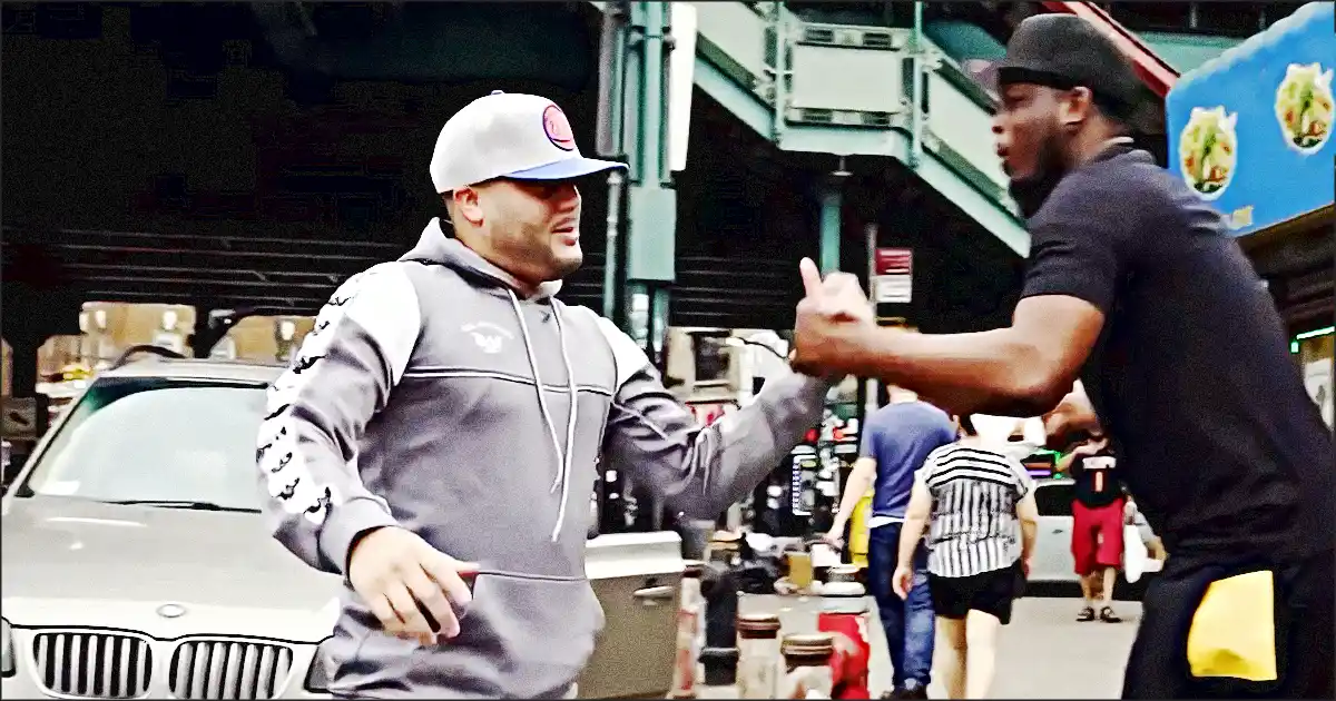 deux hommes galerent nouveau business